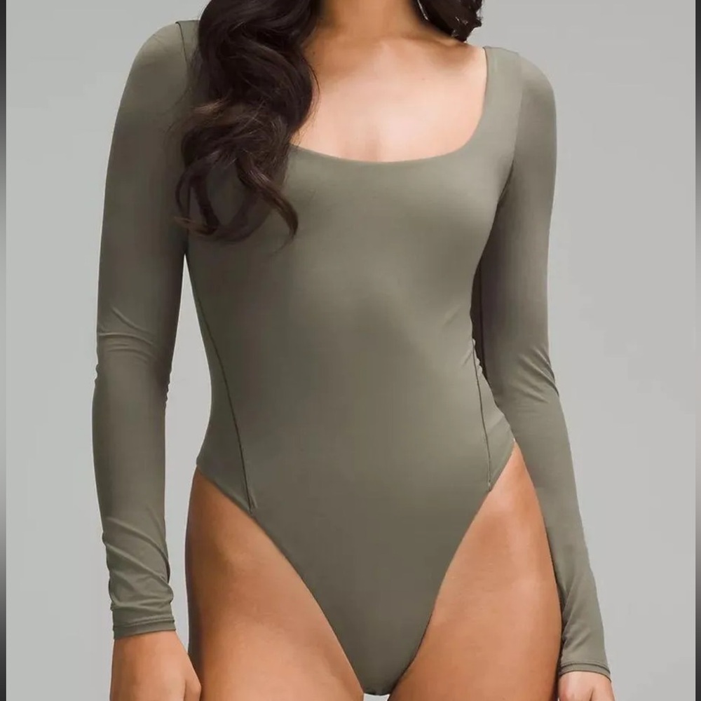 Wundermost Ultra-Soft Nulu Square-Neck Long-Sleeve Bodysuit - Large